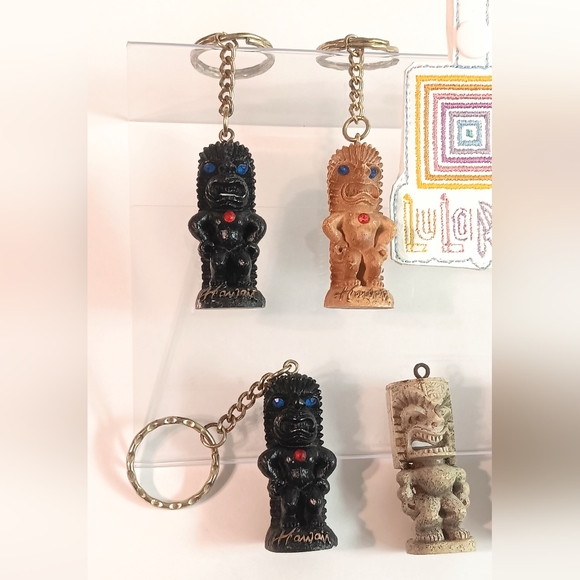 Lot of 6, Hawaii Tiki Gods Keychain Hilo Hattie Sculpted Souvenir Keyring - Picture 3 of 10